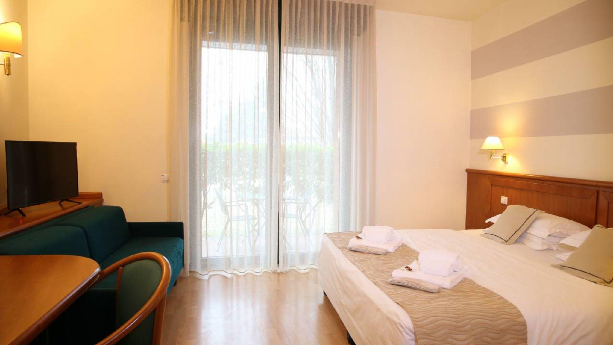 Phi Hotel Emilia Ozzano dell'Emilia Exterior foto
