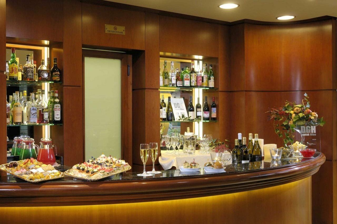 Phi Hotel Emilia Ozzano dell'Emilia Restaurante foto
